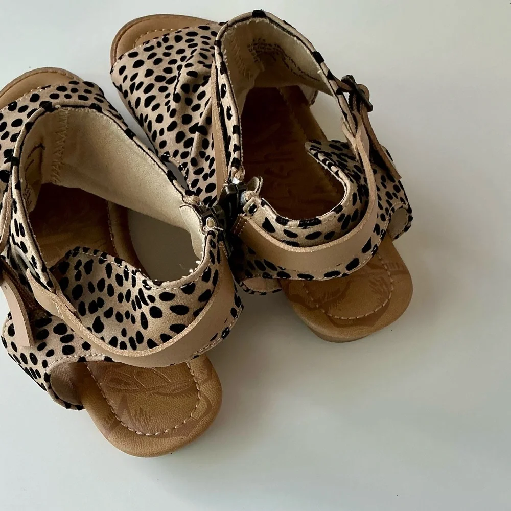 Blowfish Sandals Sz 7.5 - Picture 11 of 12